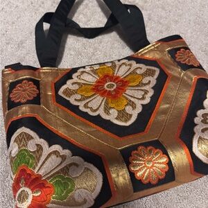 Elegant Embroidered Tote Bag - Black and Gold